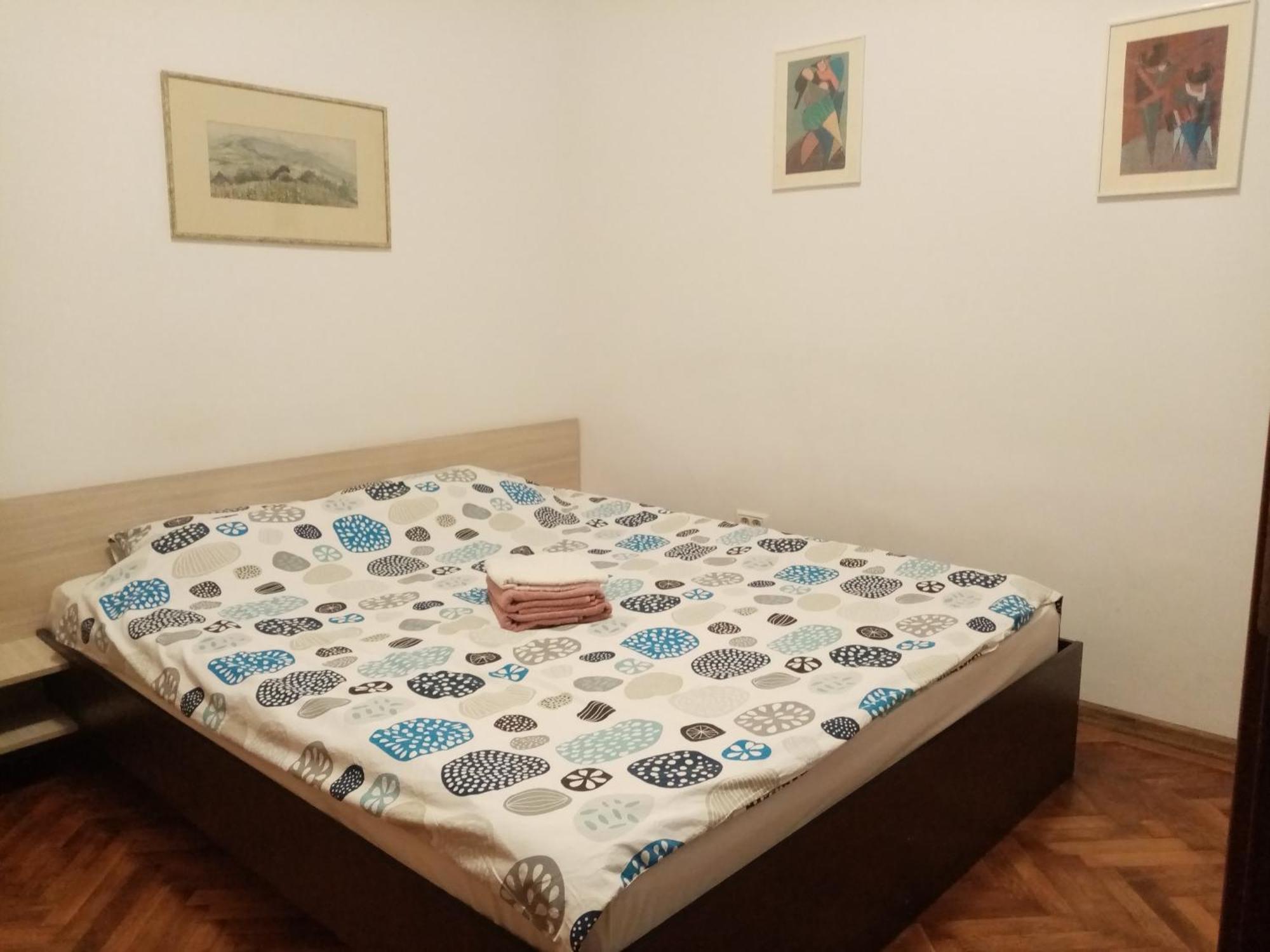Central Studio In Historic Center Brasov Ngoại thất bức ảnh