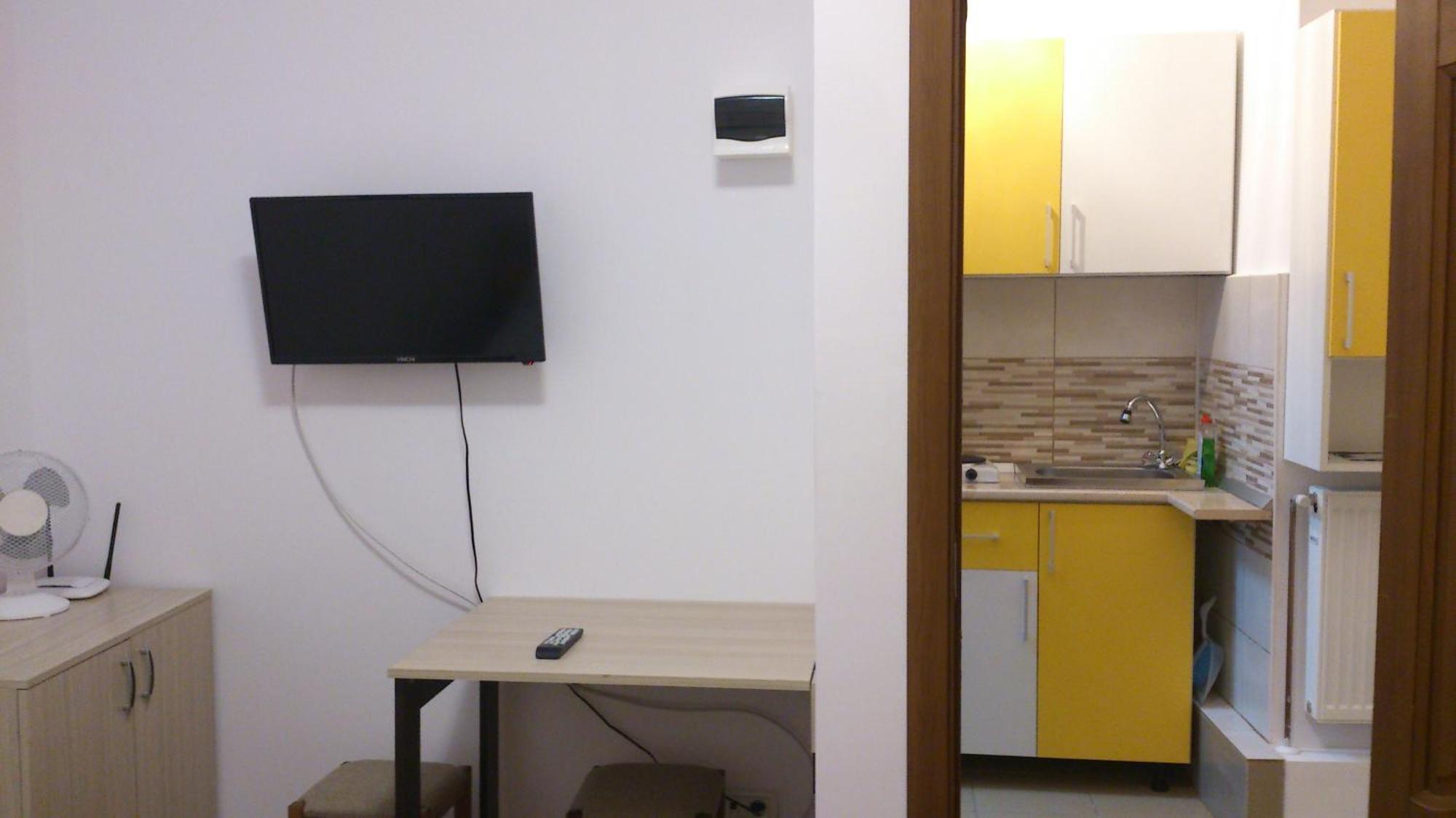 Central Studio In Historic Center Brasov Ngoại thất bức ảnh