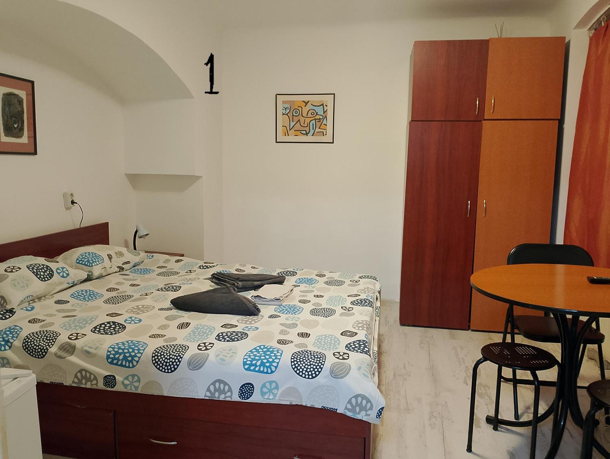 Central Studio In Historic Center Brasov Ngoại thất bức ảnh