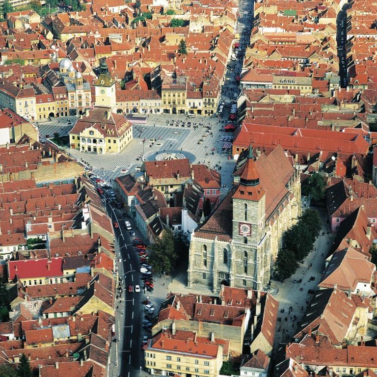 Central Studio In Historic Center Brasov Ngoại thất bức ảnh