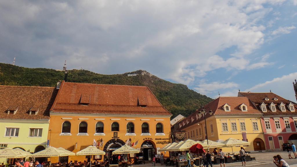 Central Studio In Historic Center Brasov Ngoại thất bức ảnh